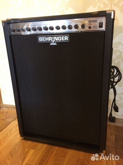 Behringer KX1200 - комбо для озвучивания эл. инстр