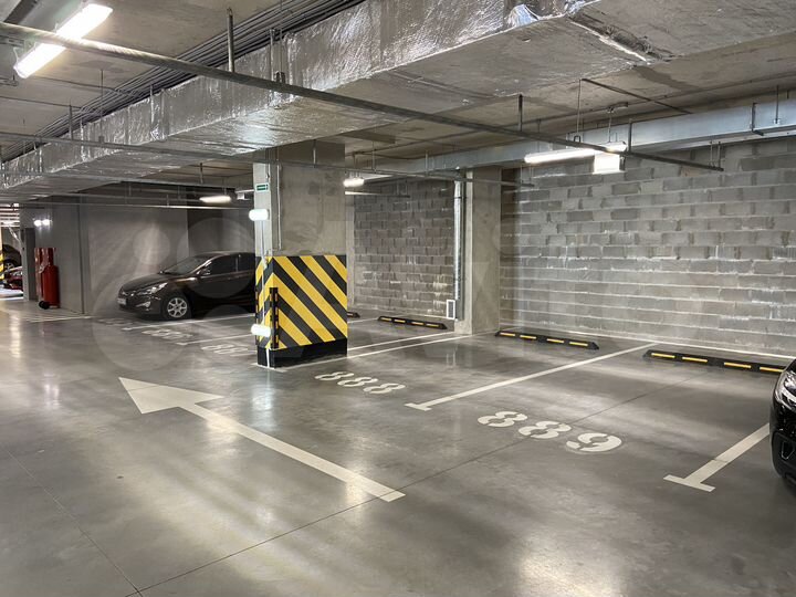 Машиноместо, 14 м²