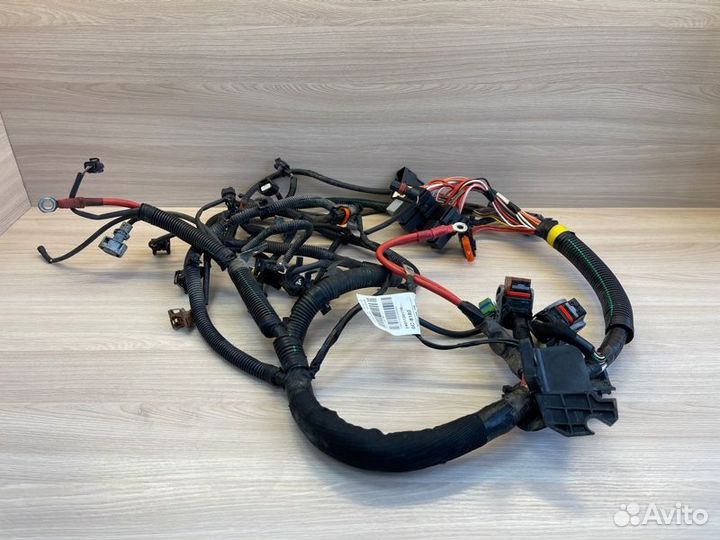 Подкапотная проводка Renault Duster