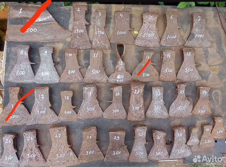 Топор старинный