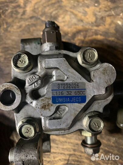 Насос гидроусилителя гур Mazda MPV 2.0- 2.3L L3