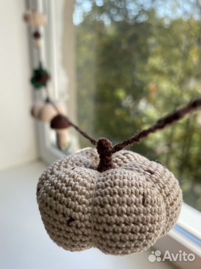 Гирлянда осенняя вязаная (тыквы, грибы, желуди )