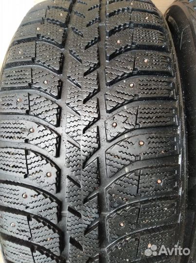 Bridgestone Ice Cruiser 5000 225/55 R17 97T