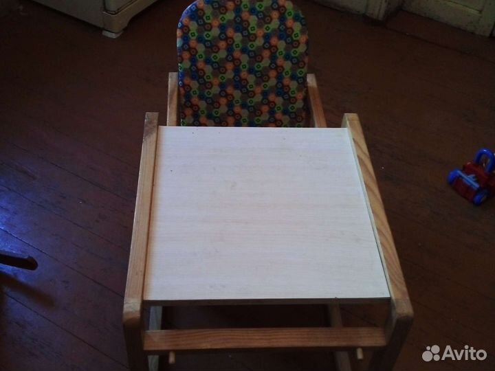 Стульчик - трансформер для кормления