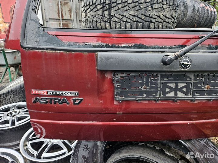 Дверь крышка багажника Opel Astra F универсал
