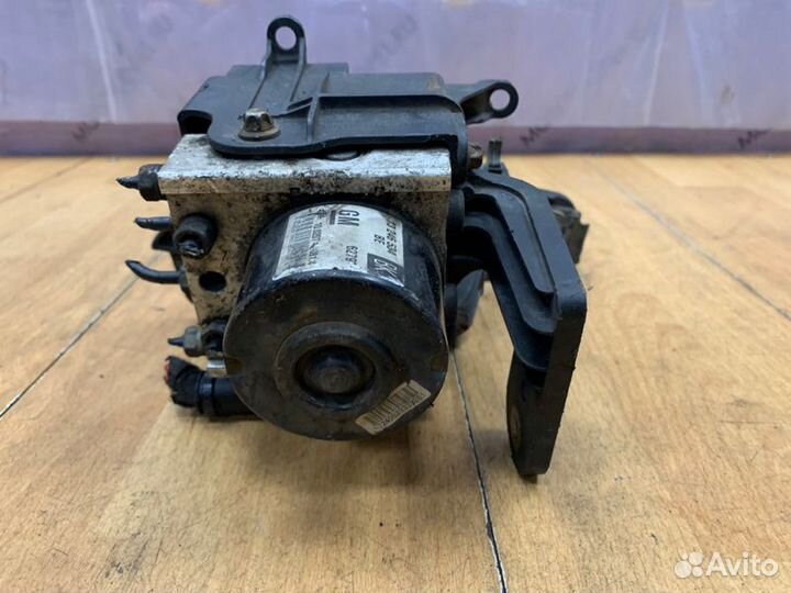 Блок abs Opel Zafira B минивэн Z16XEP