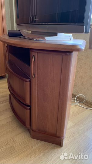 Тумба под телевизор