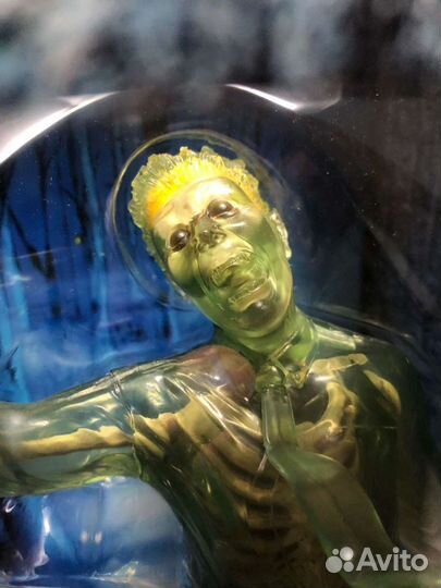 Фигурка аниме из Японии monster