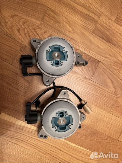 Опора подушка АКПП Audi A8 лев