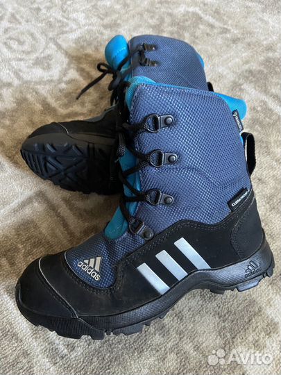 Зимние ботинки adidas 32