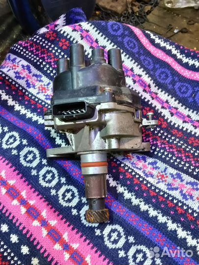 Трамблер mercedes