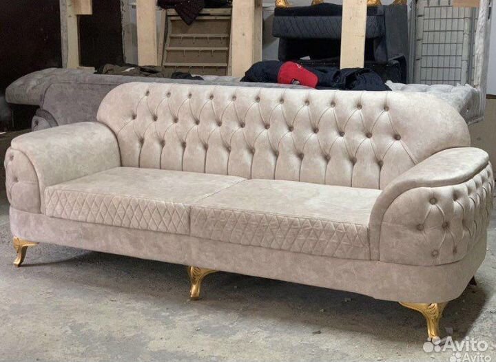 Диван мягкий