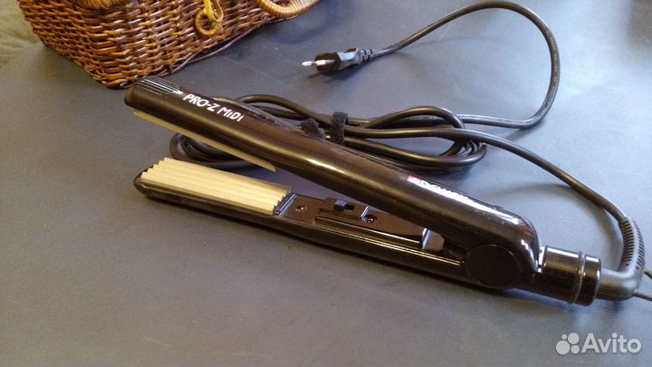 Утюжок (плойка) гофре Dewal PRO-Z midi