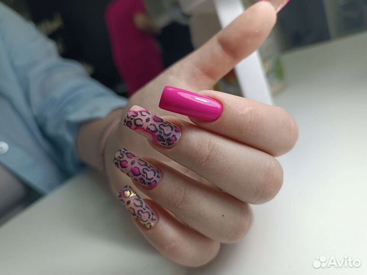 Маникюр педикюр