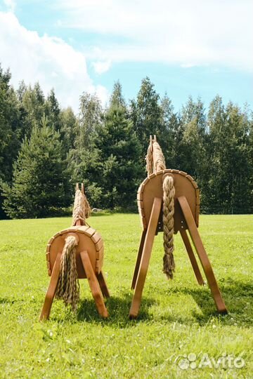 Фигура для улицы: Лошадка