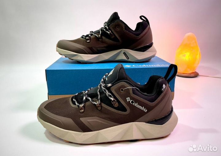 Кроссовки Columbia спортивные