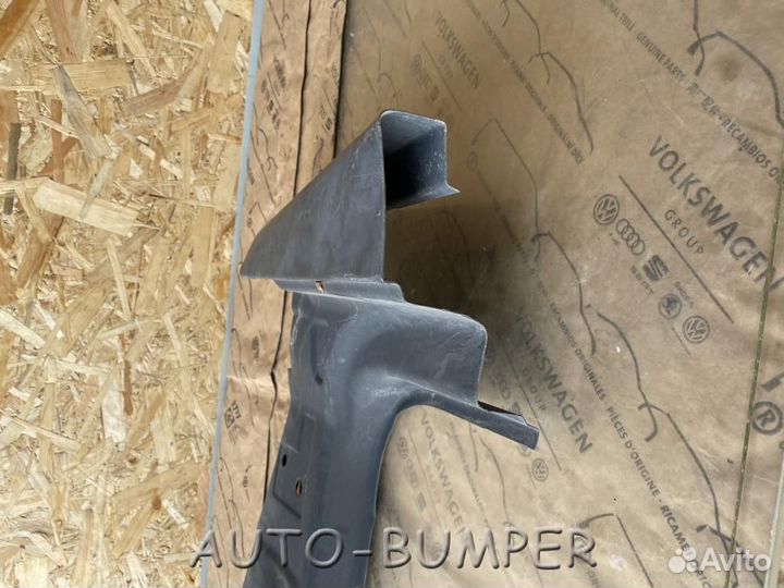 Volkswagen Golf 2009-2013 Боковая панель кузова пр