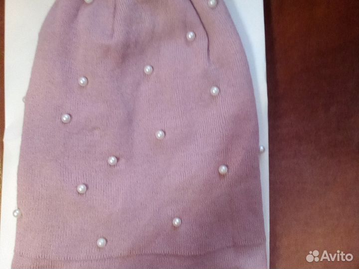 Шапки разные,зимние,цена за 1 шт