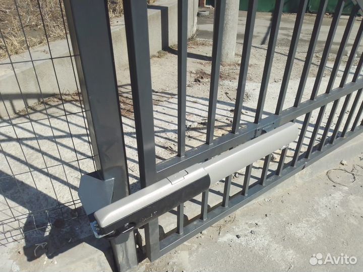 Автоматика для распашных ворот с установкой