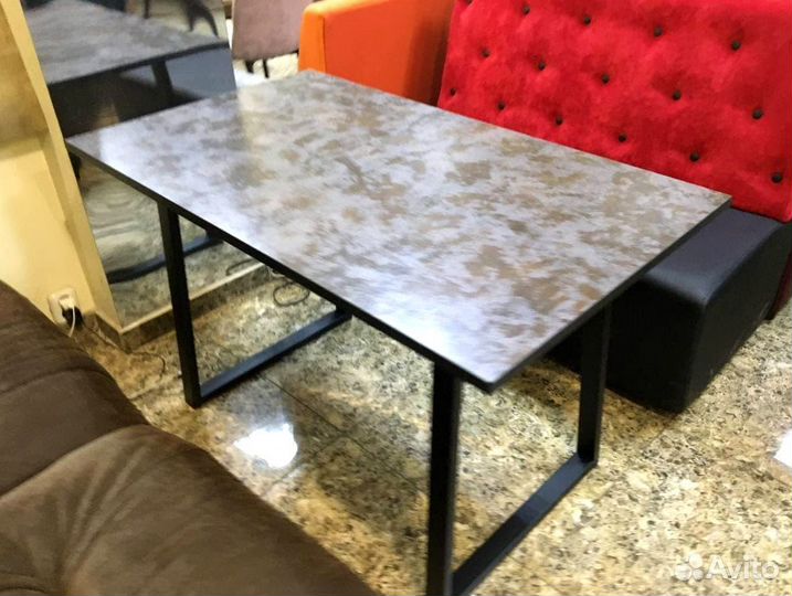 Столы для гостиниц