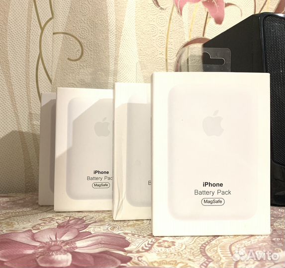 Повербанк для айфона