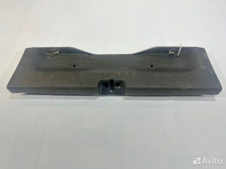 Обшивка багажника Mitsubishi Lancer седан 4G18