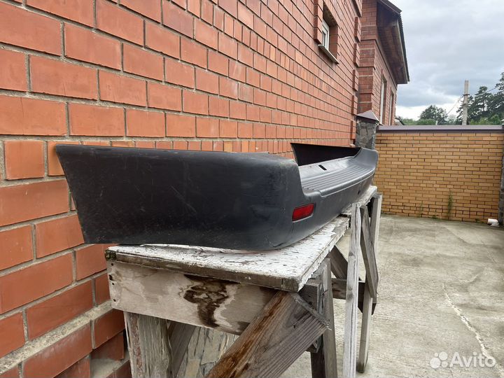 Продаю бампер задний на тлк 100-105