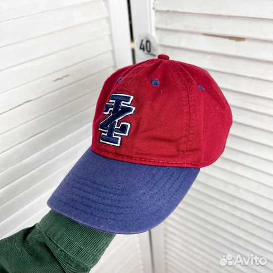 Бейсболка izod OS