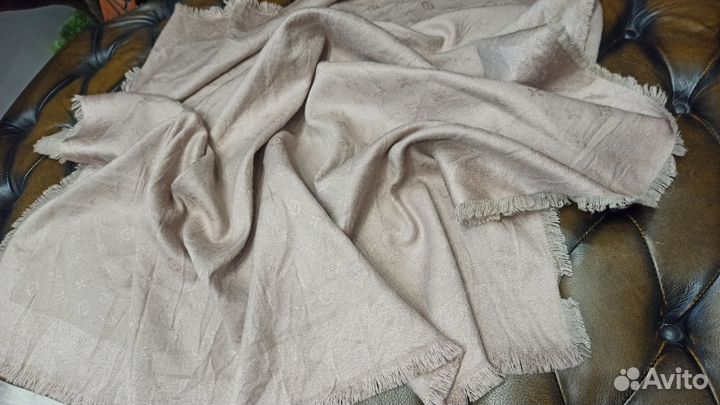 Теплый платок 90cm louis vuitton бежевый