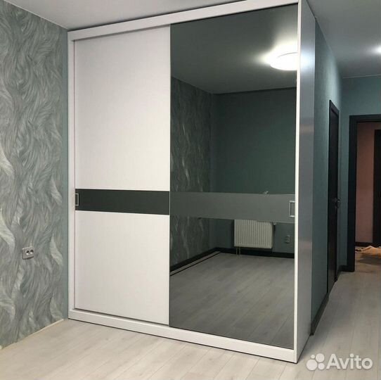 Шкаф стенка