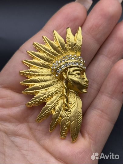 Брошь Индеец