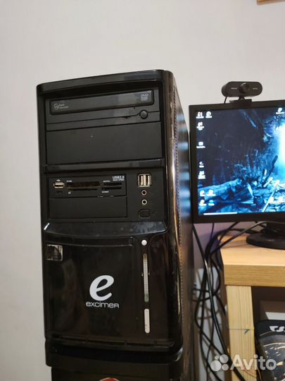 Системный блок i3 2120 / 4 gb / r7 240 2gb