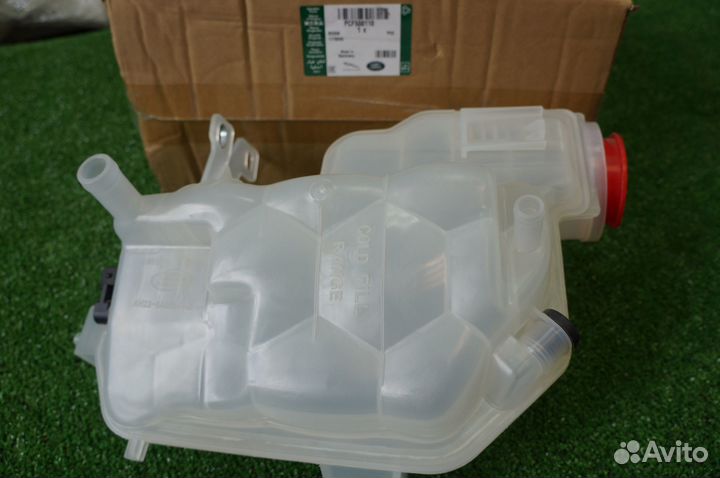 Бачок охлаждающей жидкости L320 / L319 - PCF500110