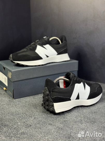 Кроссовки оптом