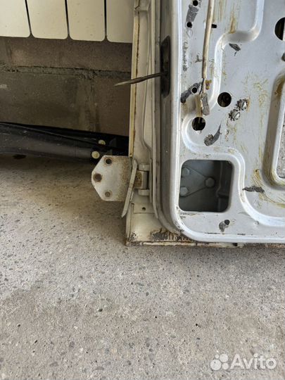 Дверь волга 31105 3102