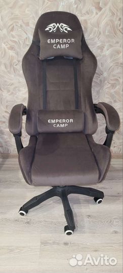 Геймерское кресло, компьютерное кресло