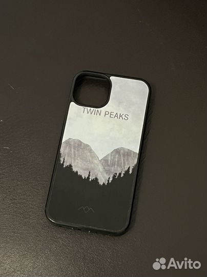 Чехол на iPhone 13 и 13pro