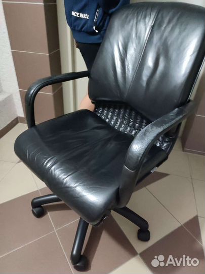 Компьютерное кресло руководителя бу