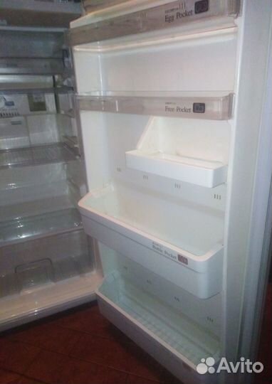 Холодильник sharp