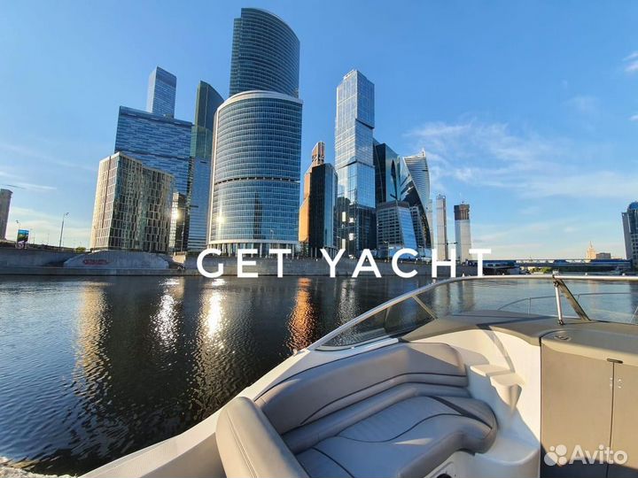 Прогулки на катере/яхтЕ по Москва реке