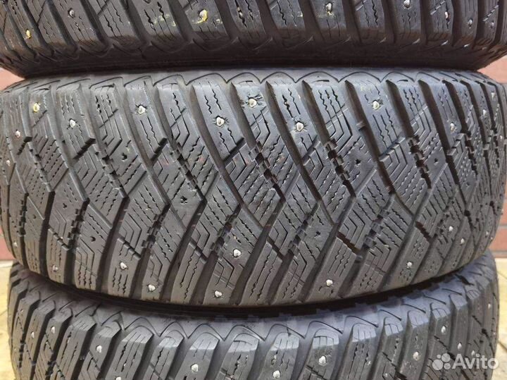 Goodyear Vector 4Seasons 205/50 R17 89V