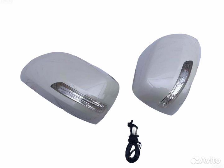 Накладки на зеркала Toyota Land Cruiser 200 T3690