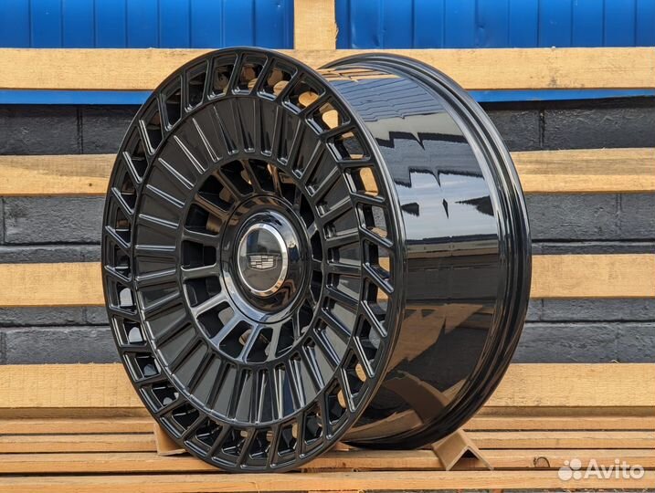 Кованые диски GT Forged R22 на Cadillac Escalade