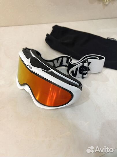 Маска горнолыжная Uvex с двойной линзой Новая