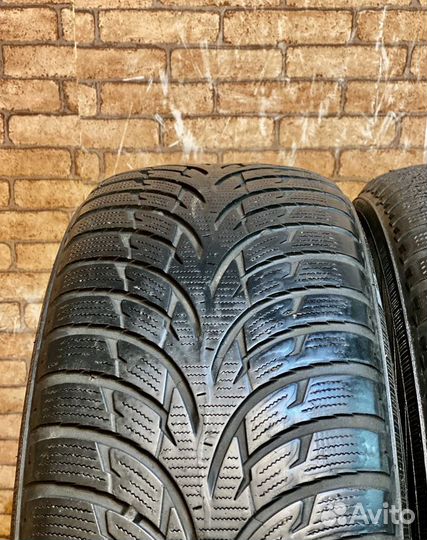 Nokian Tyres WR D3 215/60 R16