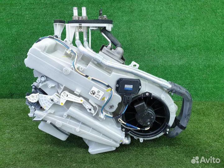 Корпус отопителя Toyota Land Cruiser 200 (2015-202