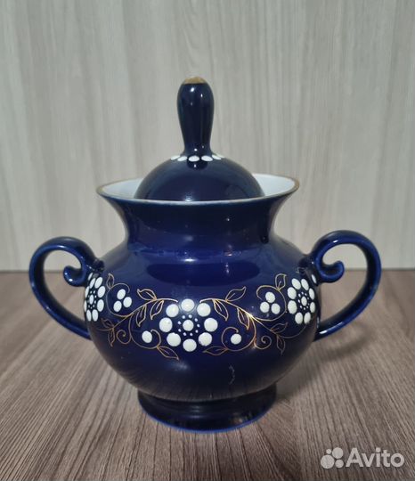 Чайник. Сливочник. Сахарница. Кобальт позолота