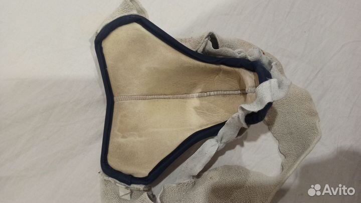 Хоккейная защита паха