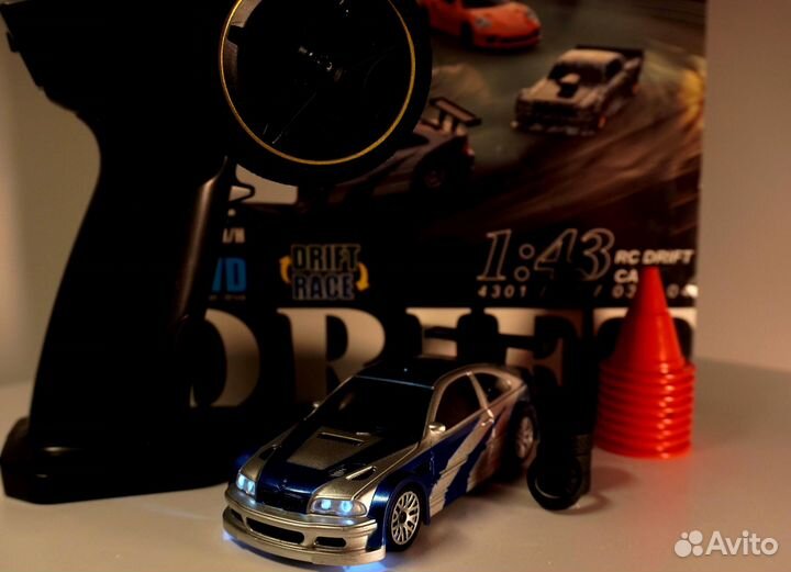 Дрифт машинка на радиоуправлении