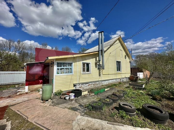 Дом 63 м² на участке 7,7 сот.